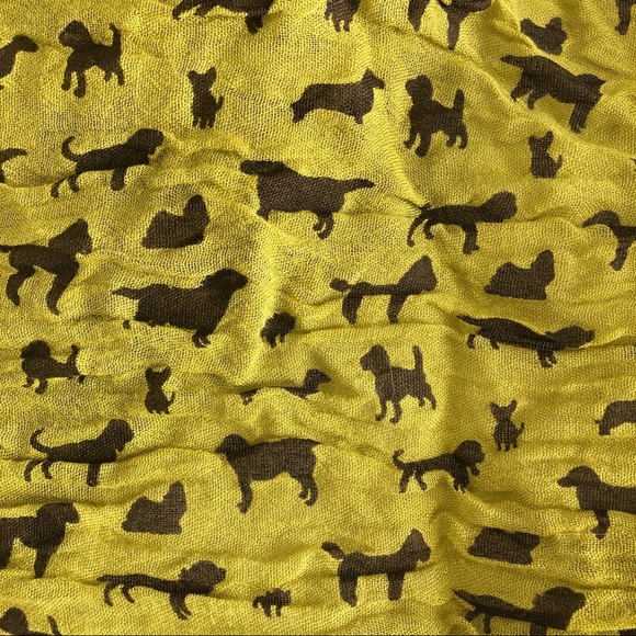 🚨LAST DAY!🚨Adorable dog pattern scarf - Picture 2 of 3